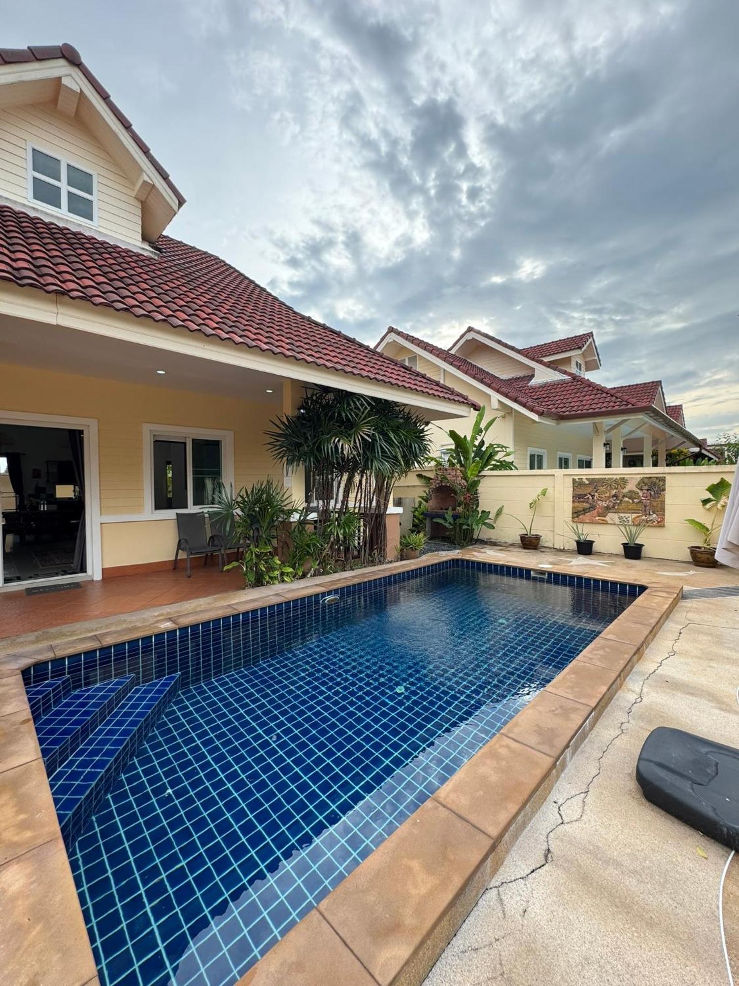 Relax Private Pool Villas - 4 Bedroom Villas Ao Nang ภายนอก รูปภาพ